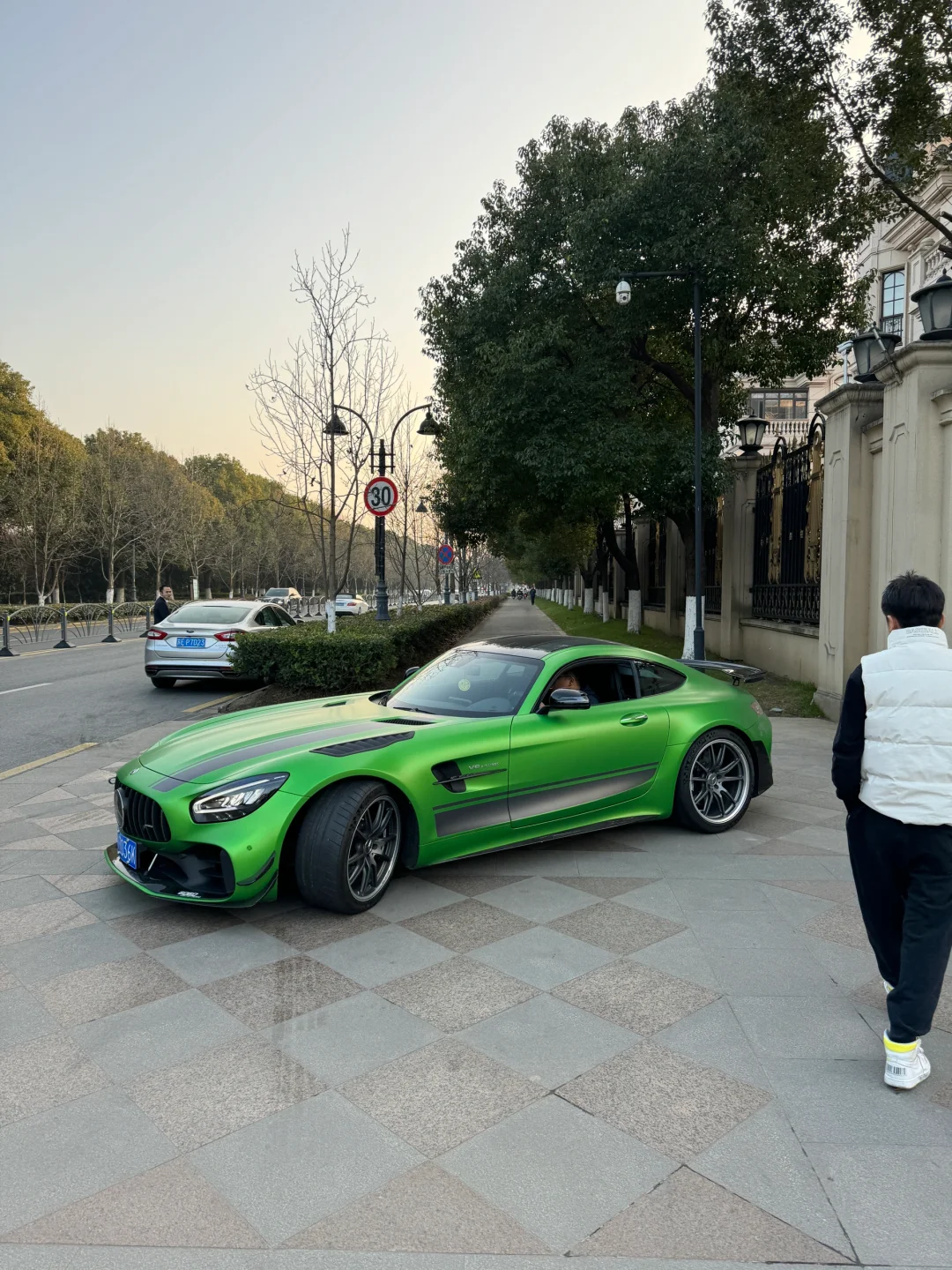 试出AMG GTR Pro 全国唯一魔焰绿