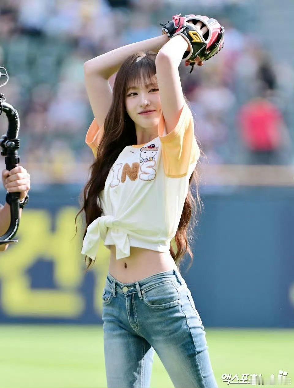 LIZ开球 完全适配的女神⚾️ ​​​
