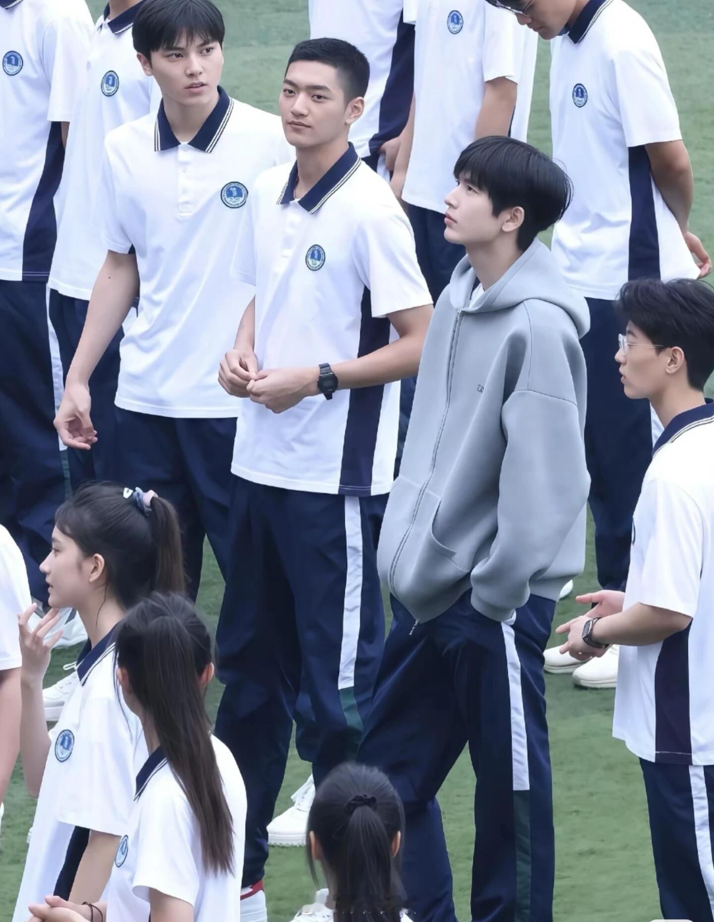 张凌赫帅的没边了！ 