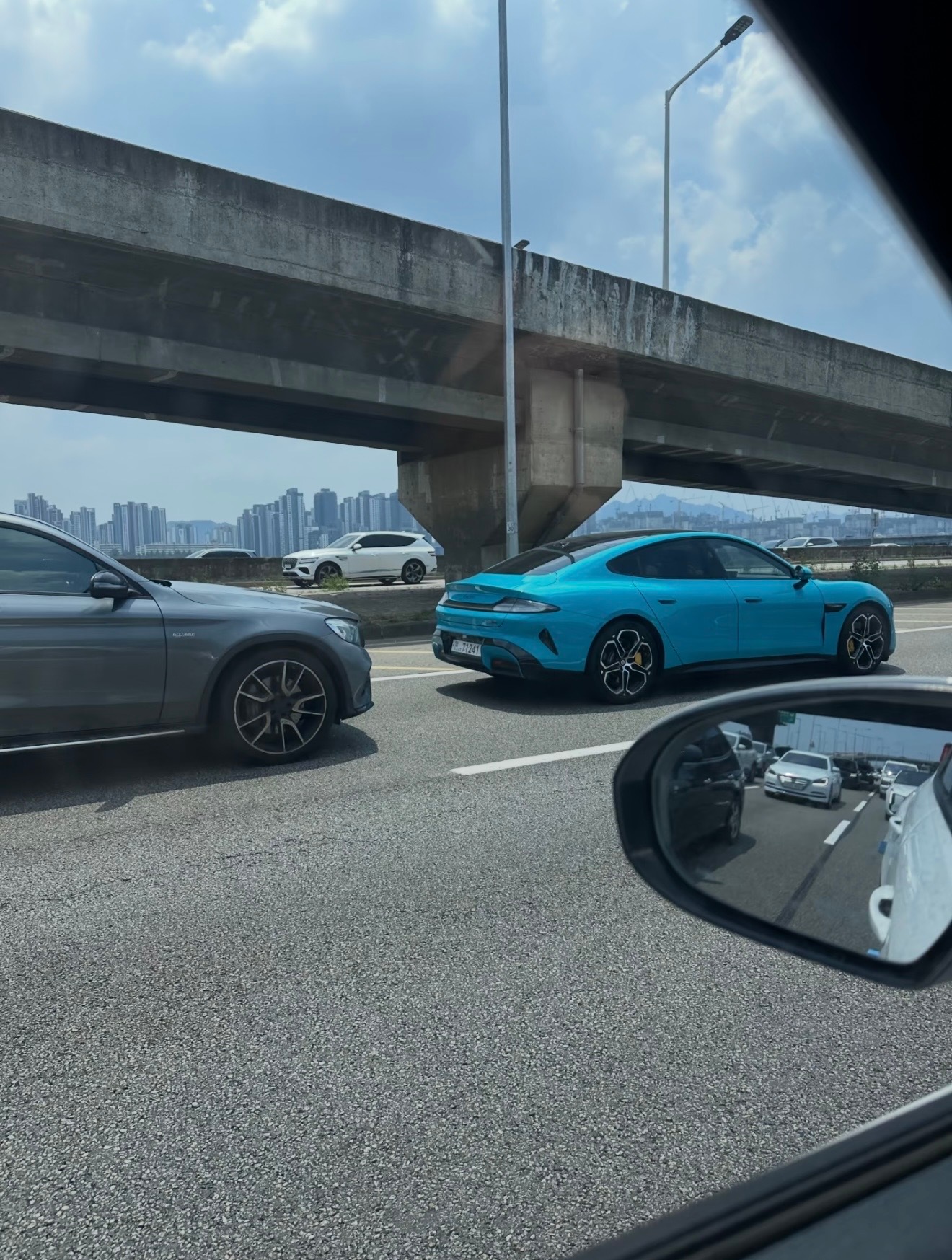 韩国也看到小米了耶电车出海大v聊车小米