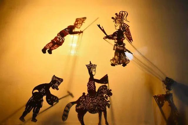 世间诱惑太多，红尘心难抵住
圣人之所以成为圣人
根源在于道心坚定，目标明确
环境