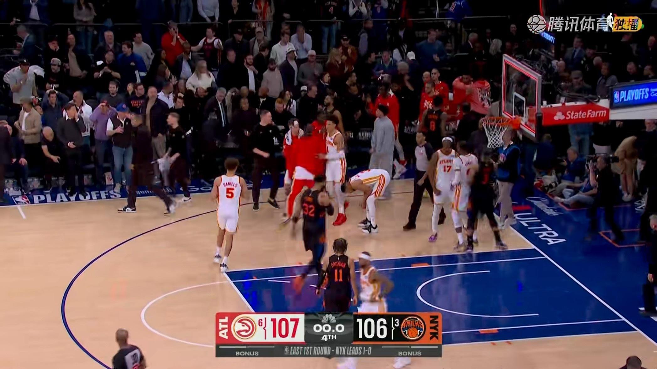 老鹰队死里逃生，最后时刻CJ两罚不中，但是尼克斯布里奇斯绝杀不中。双方打成1:1