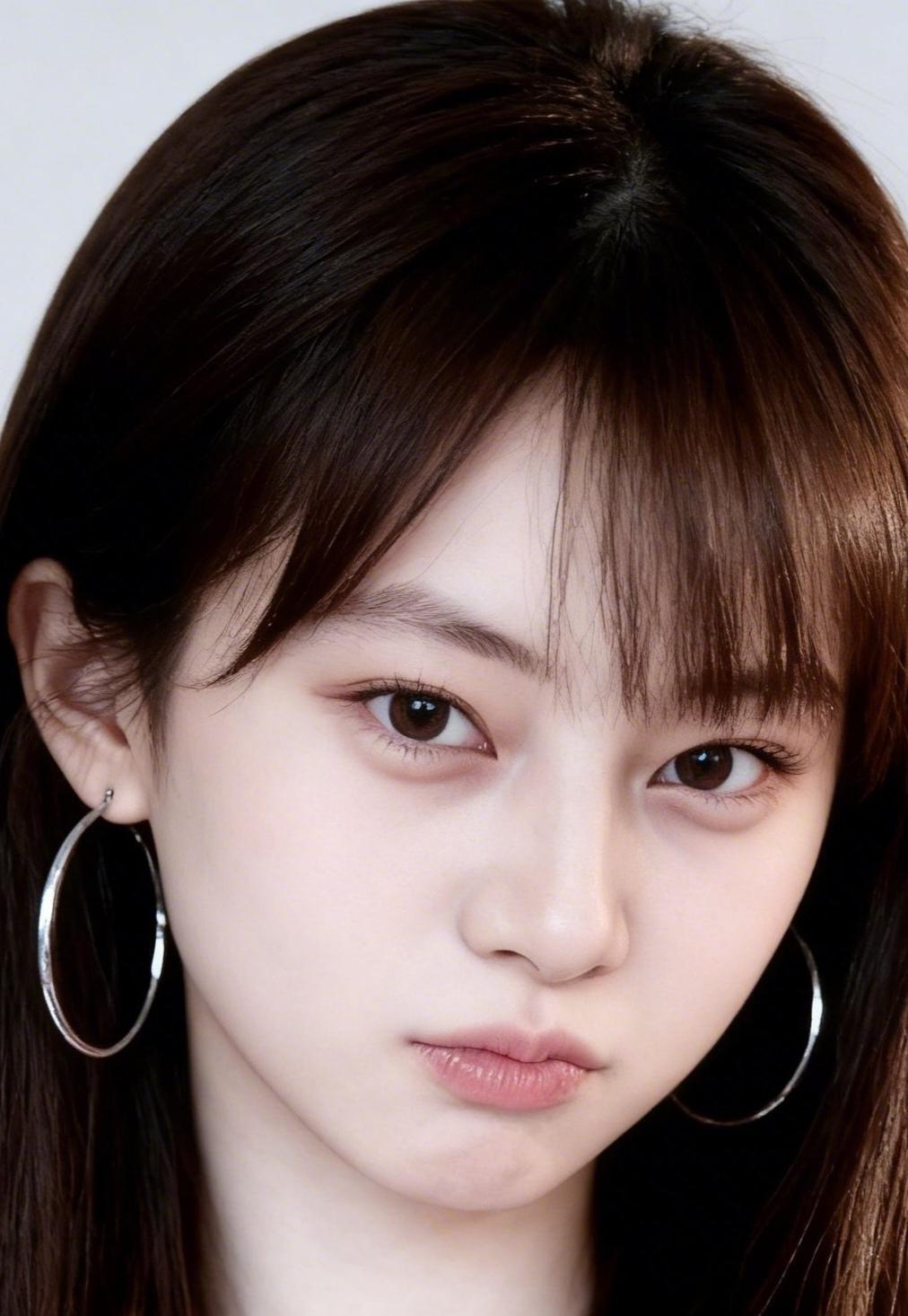 温柔甜美的少女，大眼萌妹，清新自然，少女心爆棚！💕✨