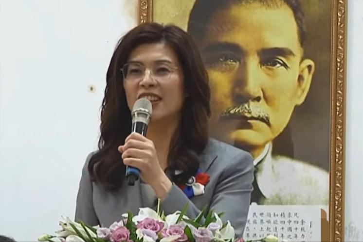 郑丽文主持国民党行动中常会，陈见贤仍缺席，新竹选举裂痕难以愈合，或为国民党丢掉新