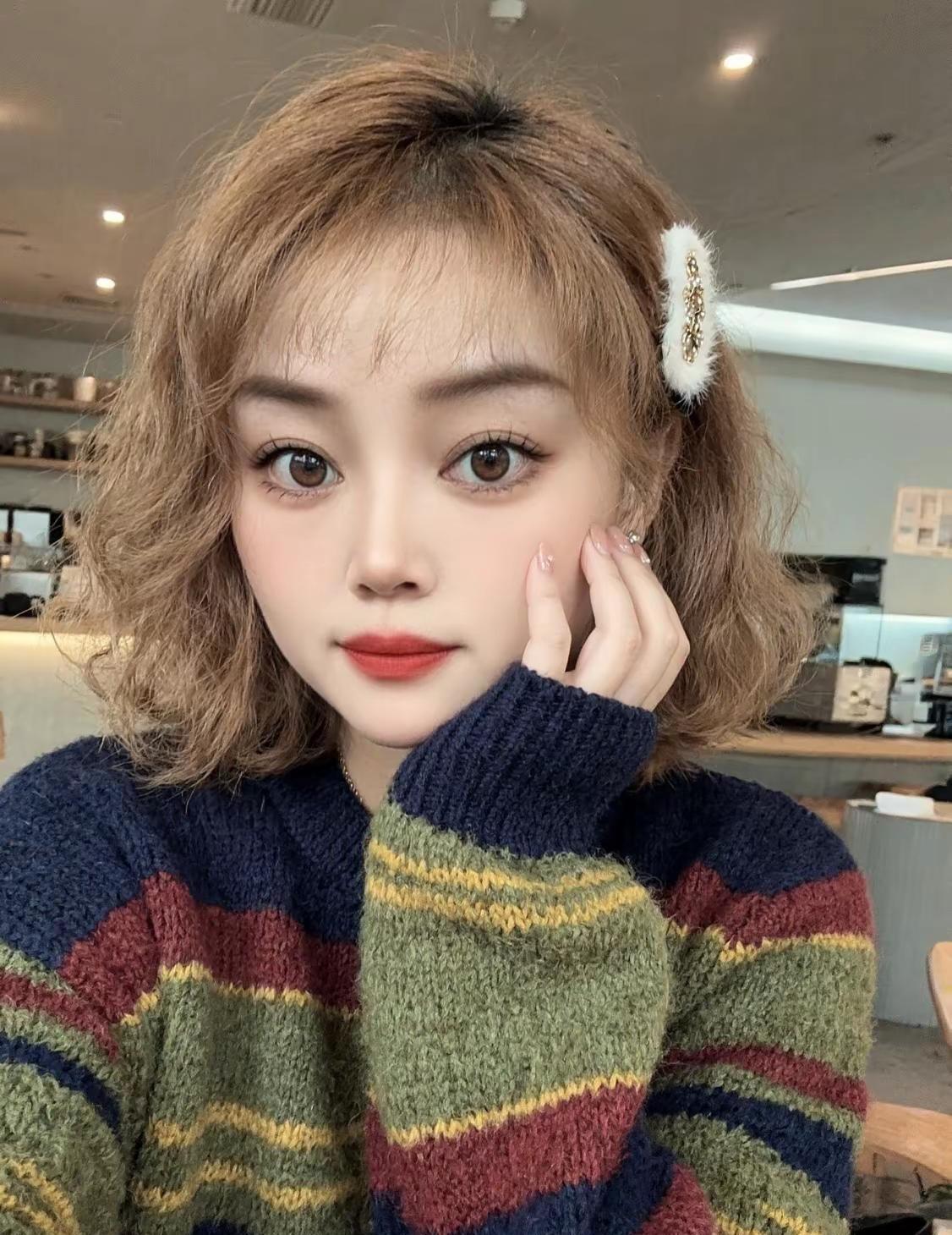 生活百般滋味你要笑着面对 AI韩系自拍 随变ai随便玩