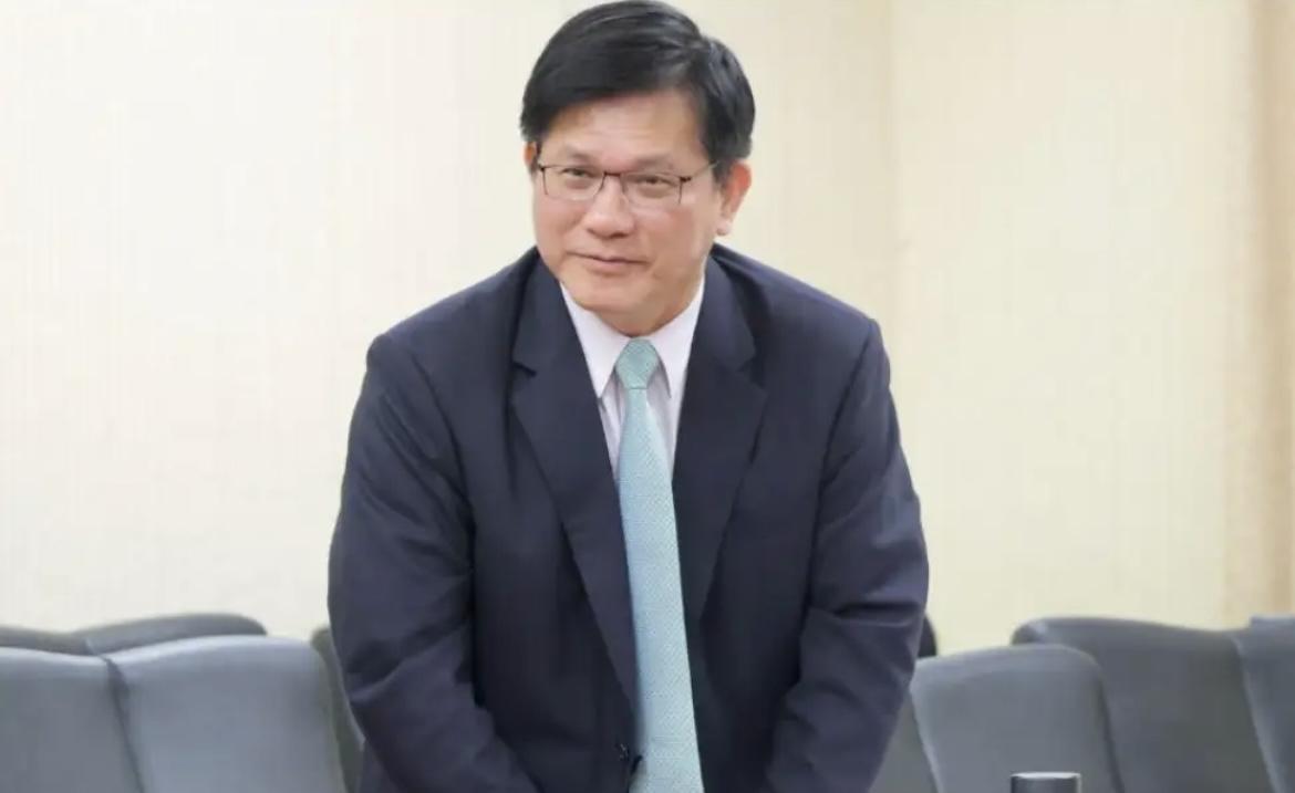 林佳龙喊着“反制一中原则”？这哪是“捍卫权利”，分明是没搞懂规矩的自说自话！大陆