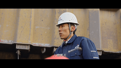 生命树一条腿换孩子上学机会 白椿再怎么想帮忙，也抵不过生活的重压🌧️。矿工早就