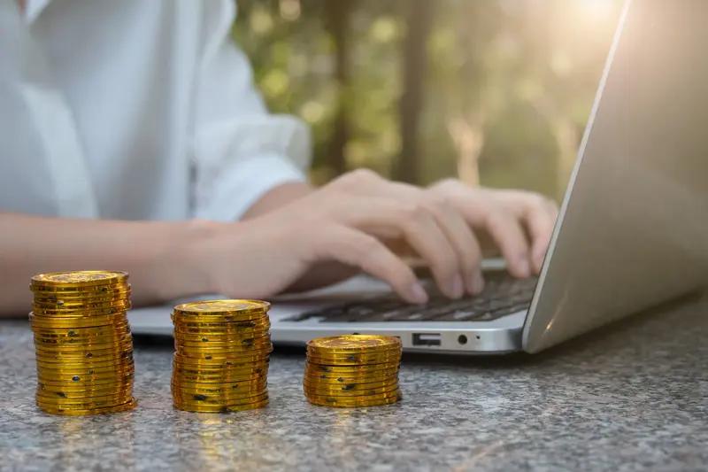 我觉得如果你每天认真写，十几二十块钱还是应该可以有的。但为了每天十几二十块钱谁会