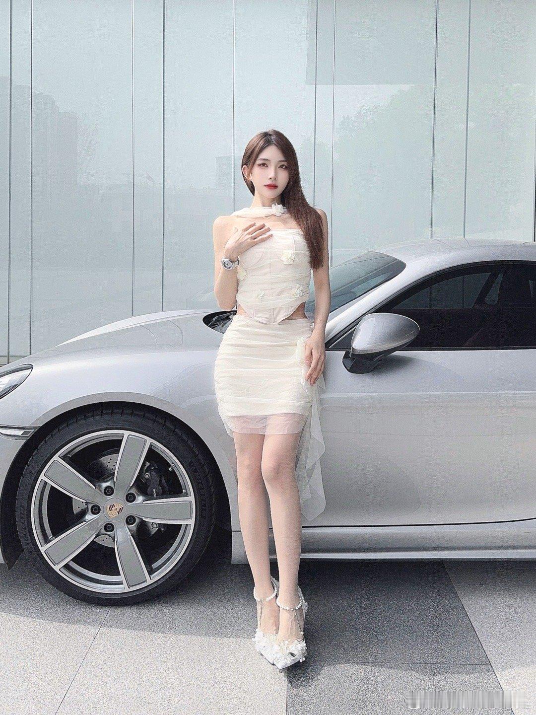 你的纯欲女友 ​​​