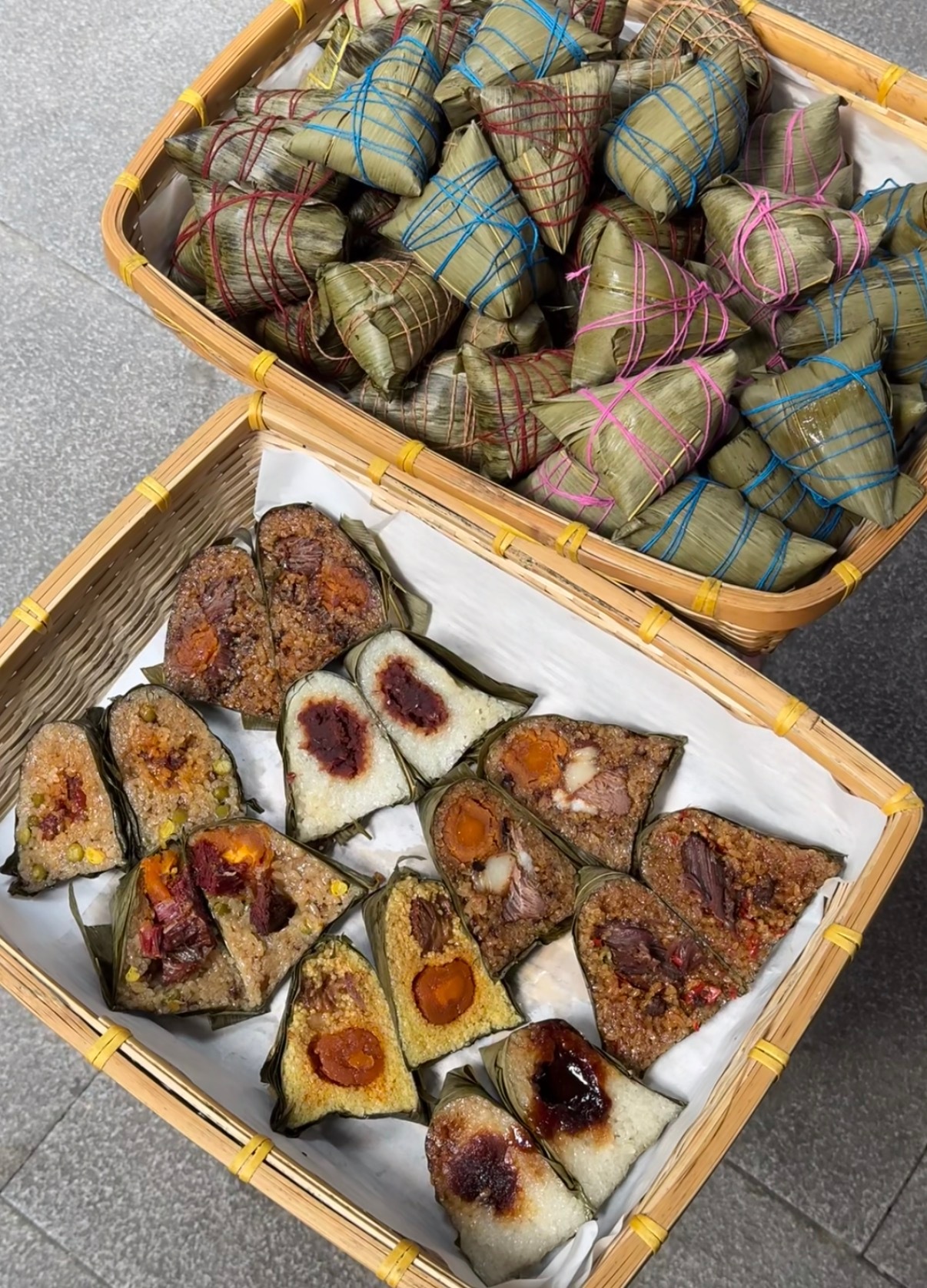 papi酱带火大肉粽工厂连夜赶工papi酱一句话，带火江浙沪大肉粽。嘉兴工厂连夜