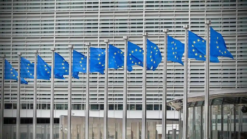 当地时间4月29号，欧盟直接出手，当场实锤美国Meta公司违规，说穿了就是，Me