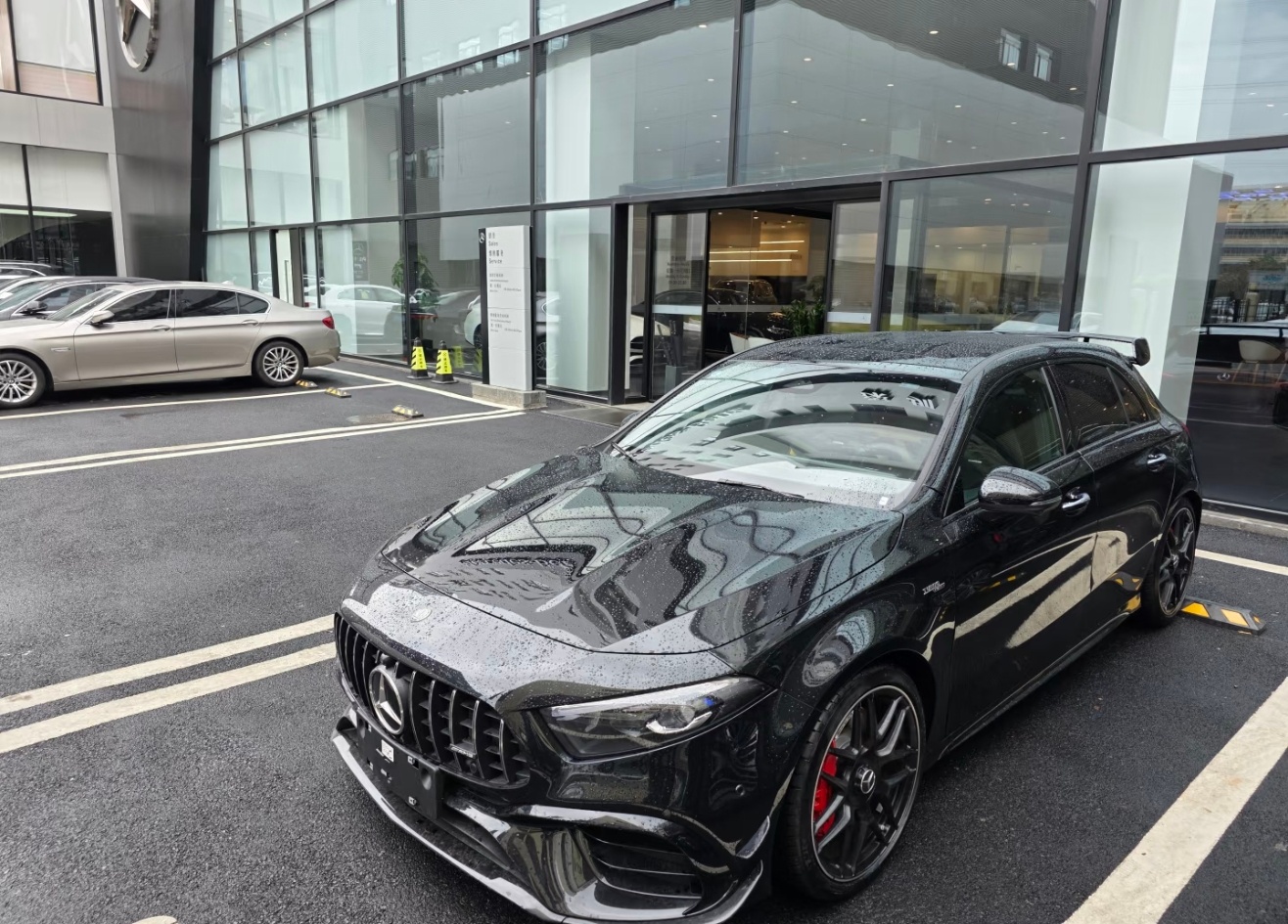 A45S 新车如果跟 C63 Coupe 二手同价你选哪个？ 