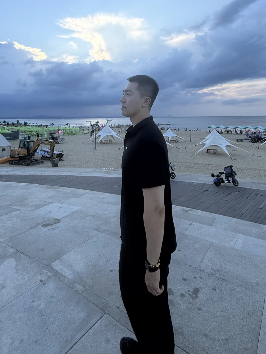 来，海边，我陪你一起看海🌊