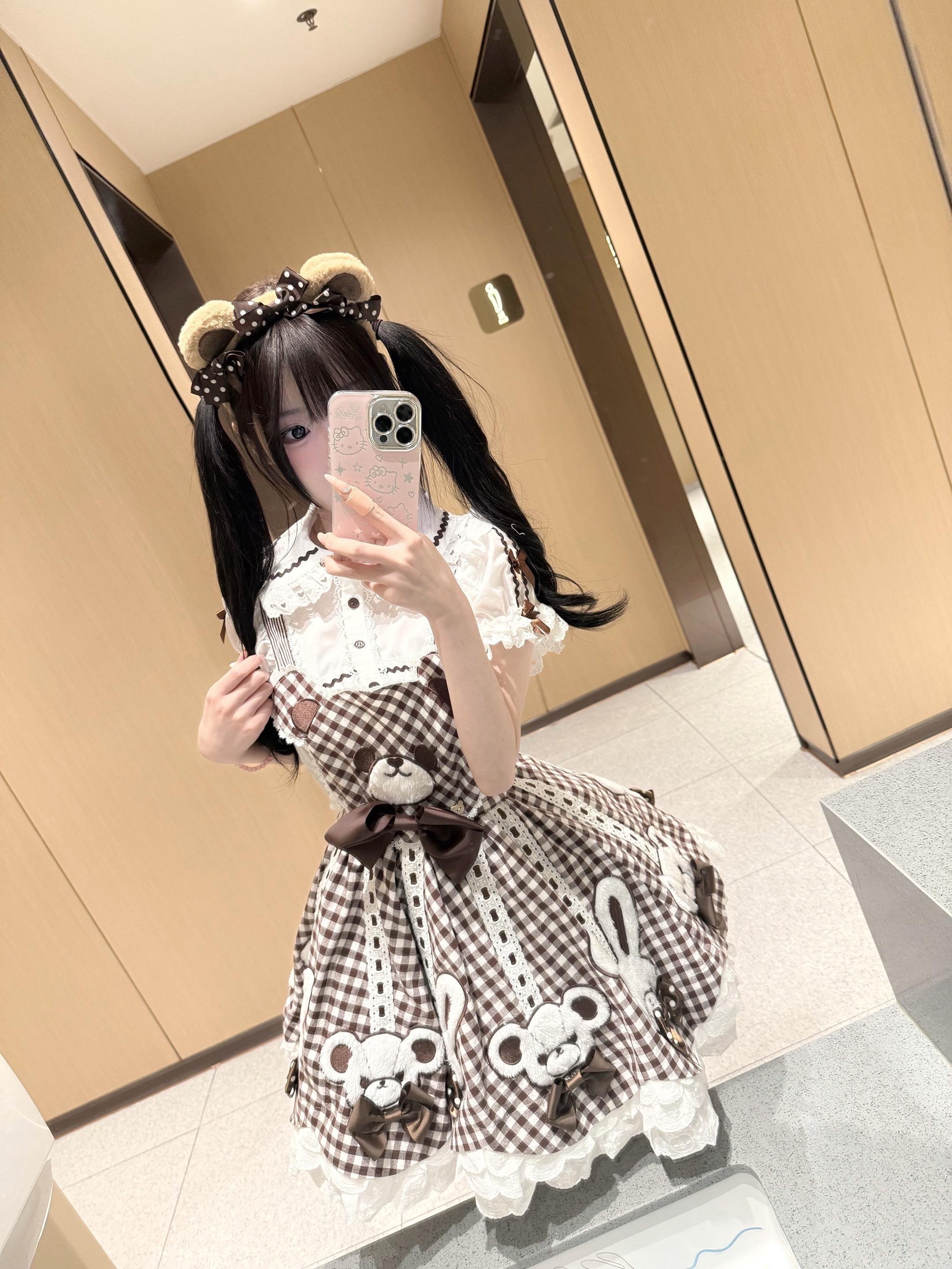 我不想认识别人 不想交流 不想社交 我只想奇迹般的和一个可爱的人维持一...