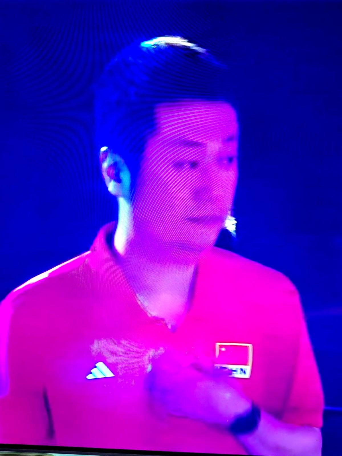 中国女排的未来，可能要靠朱婷来拯救。

她回归后，带领河南女排连赢五场，冲进四强