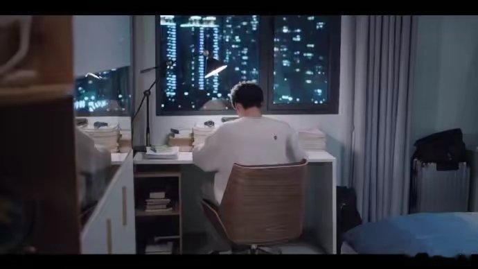 狙击蝴蝶12集26分22秒《狙击蝴蝶》12集26分22秒简直是封神名场面！李雾的