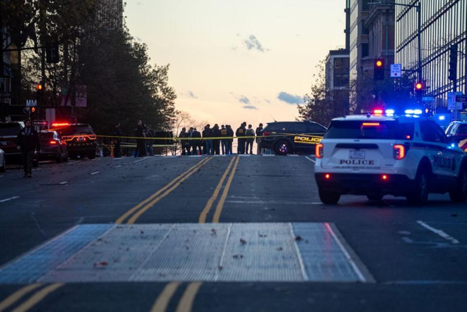 白宫旁突发枪击！特朗普怒称“畜生必付出惨痛代价”，紧急增兵500人
 
11月2