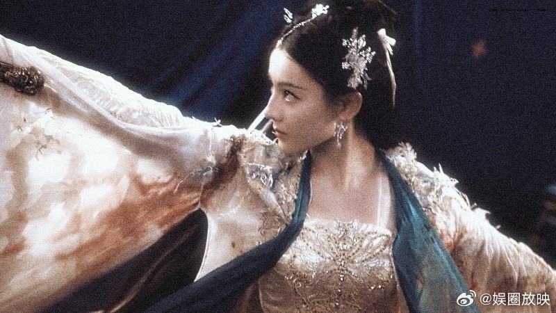 迪丽热巴少女暴君谁懂贺思慕的魅力！迪丽热巴演绎的四百年鬼王，拒绝商量不是蛮横，是