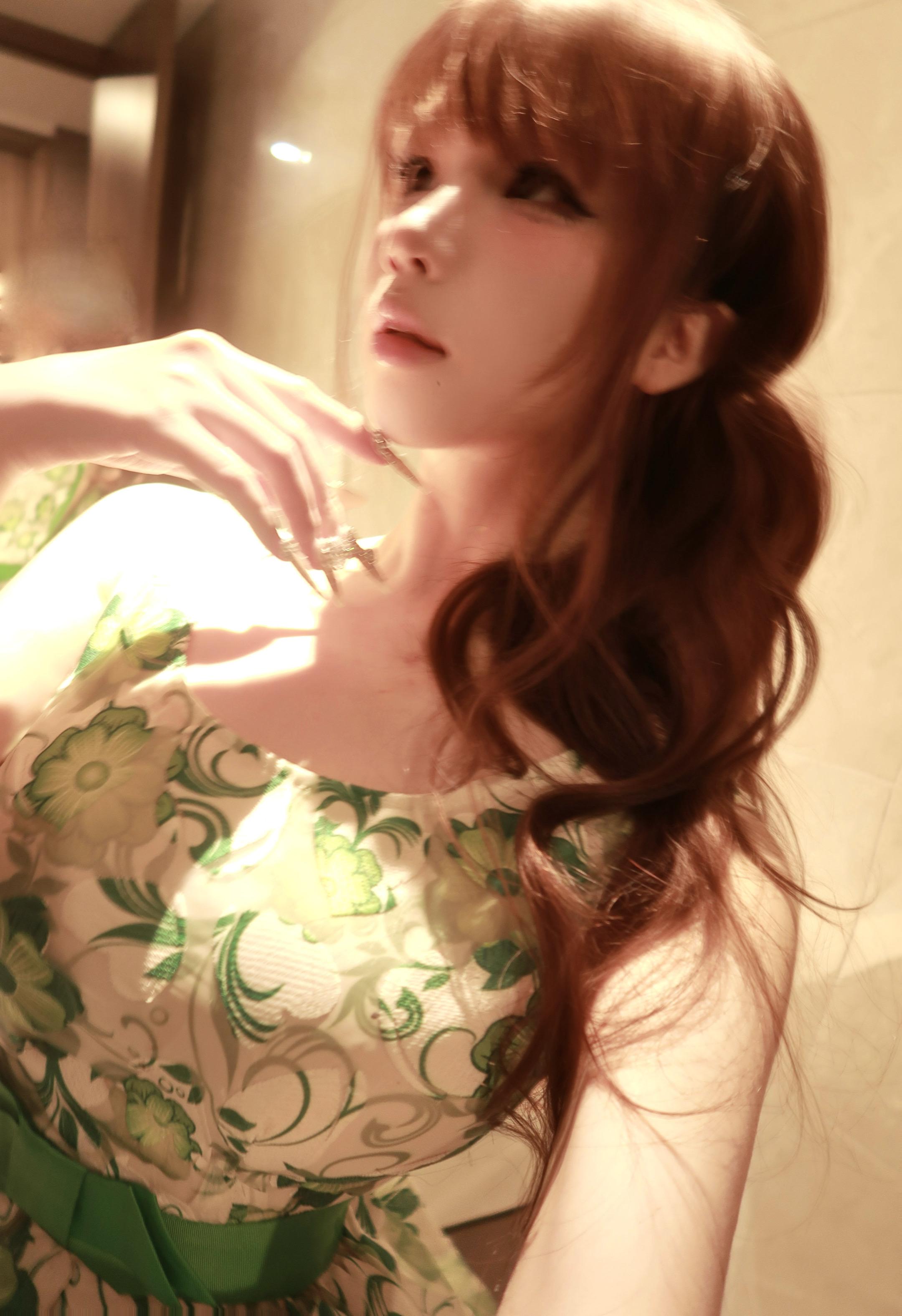 你占据我的世界却不在我身边