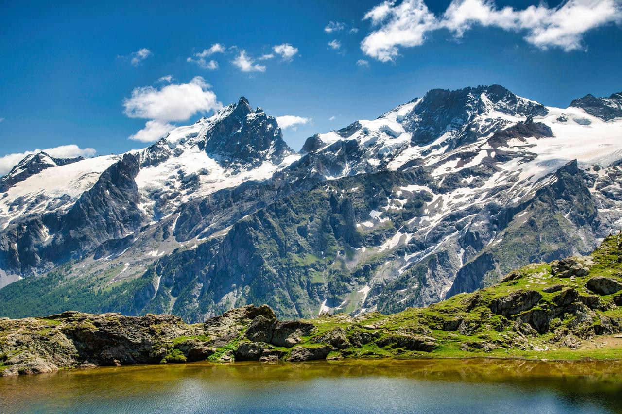 把孩子带到新西兰读书，到底要花多少钱？
有孩子的家庭，在考虑移民或者出国工作的时