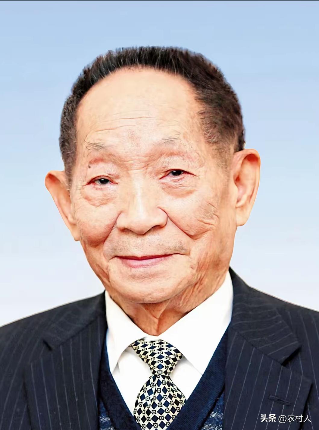 袁隆平养活了世界近1/5的人口，中国杂交水稻技术在亚洲、非洲、美洲的数10个国家