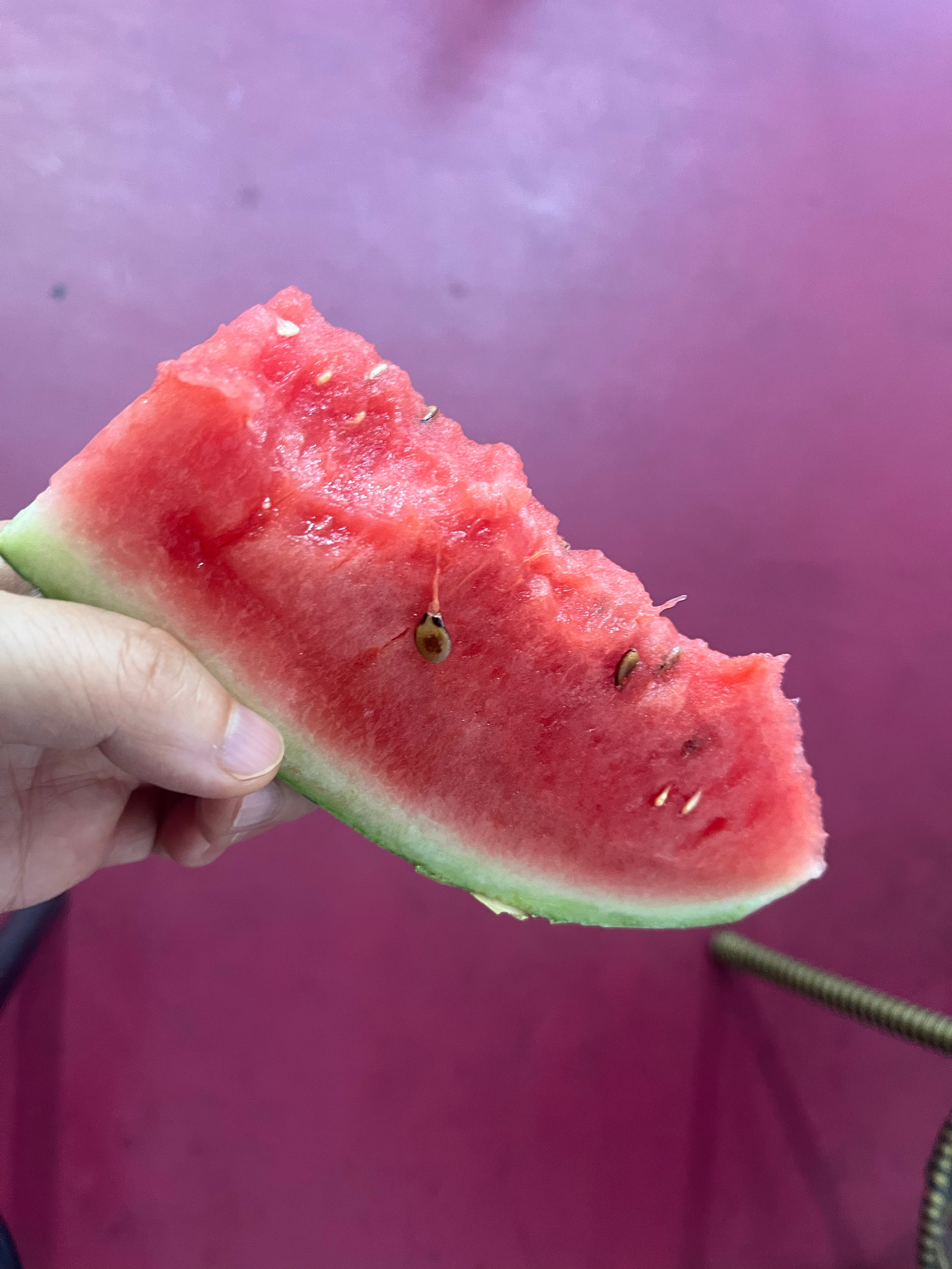 也许是我在抖音上日复一日地自吹自擂，终于有高手误认为我也是高手了，所以今天我就收