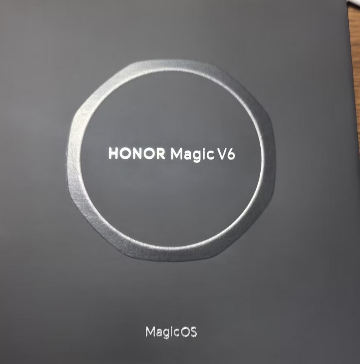 折叠屏续航尿崩？荣耀Magic V6说不[灵光一闪]
用户真实反馈：选V6就图续