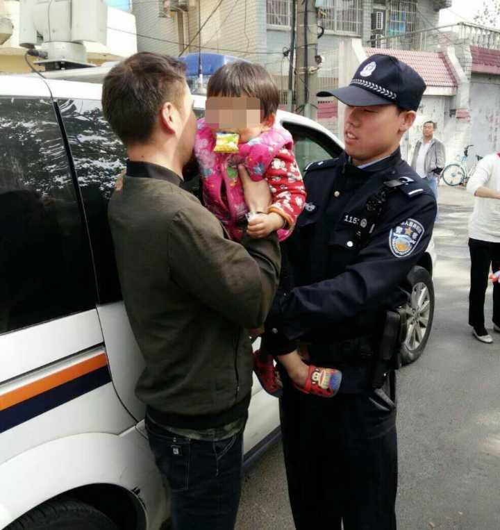 小孩走失，过错在谁？安全向人们敲响警钟！

春节期间，一个1岁10个月大的男童在