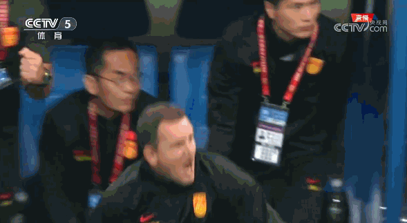 塞尔维亚克洛普--扬科维奇[捂脸]，五连击ko农夫三拳，都是武磊惹的祸[大笑]！