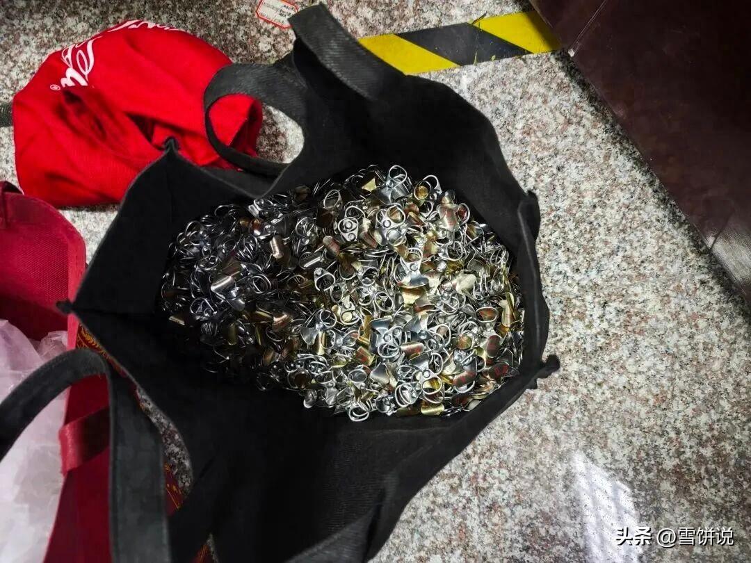 万万没想到！浙江温州，男子喜欢喝酒，可身上又没有那么多钱，于是想到一个歪招，就是