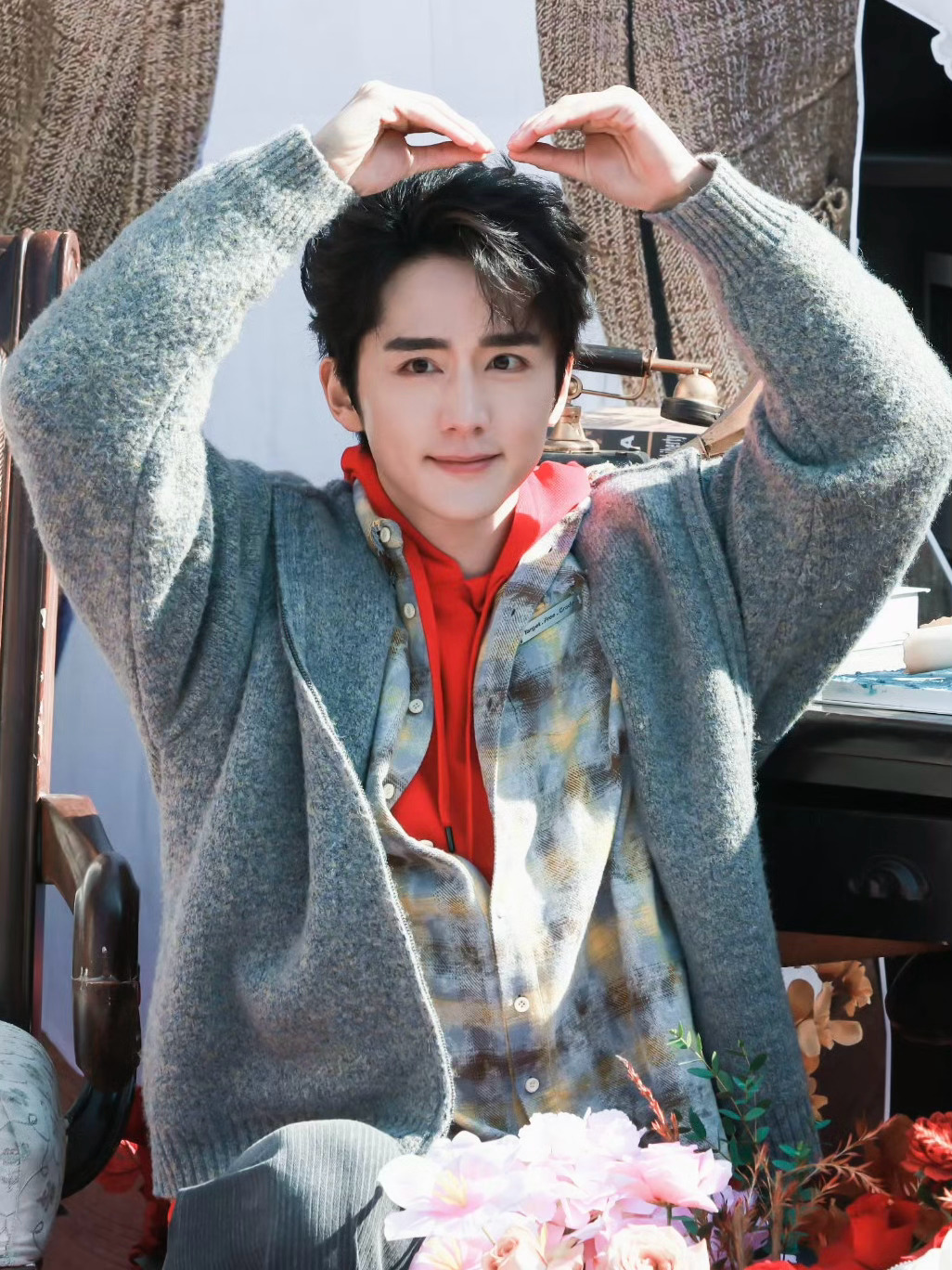 南部档案开机  张新成丁禹兮南部档案开机同框  张新成、丁禹兮今日出席《南部档案