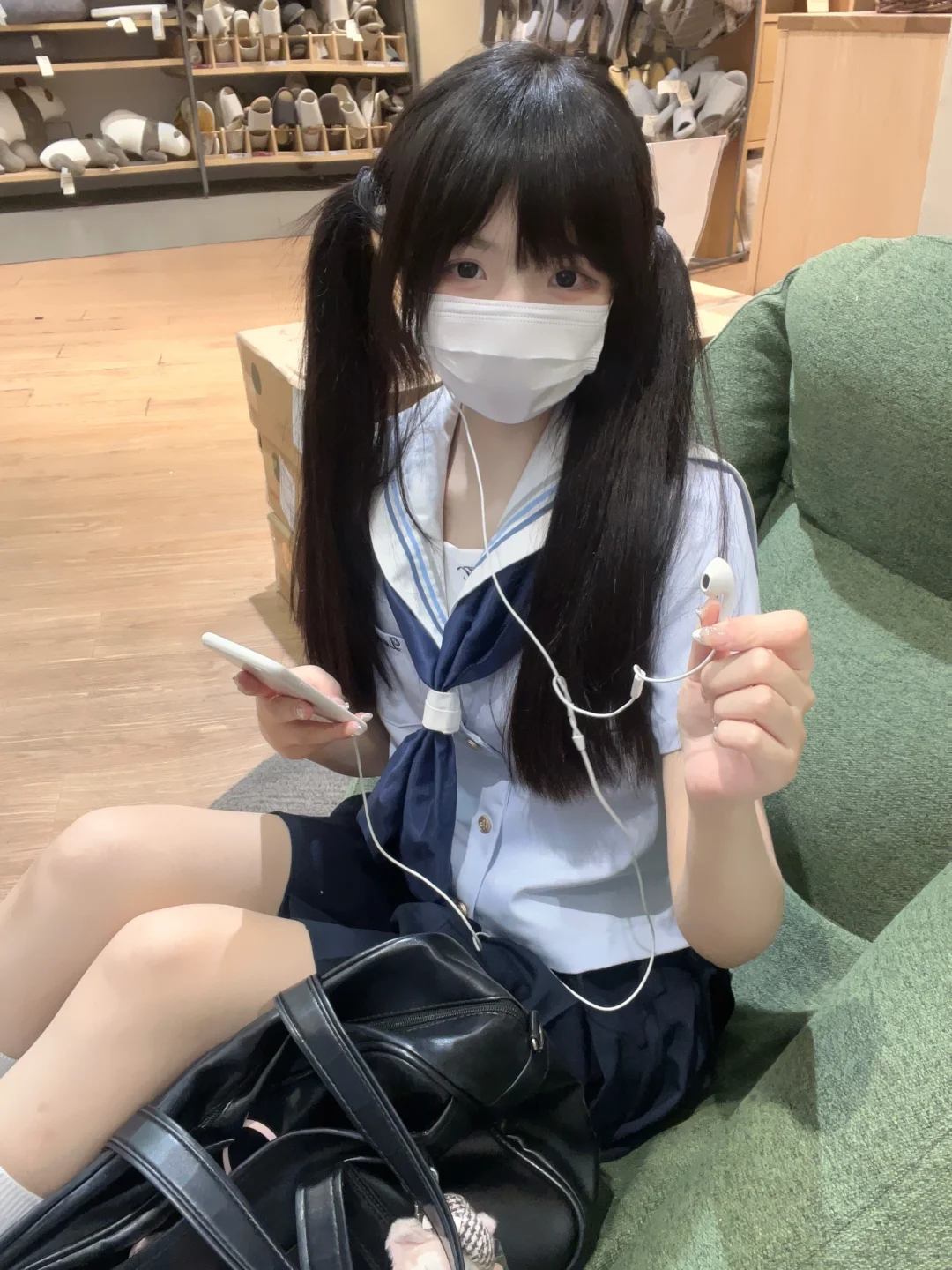 你的耳机在听什么歌(=ᵔᆺᵔ=)
