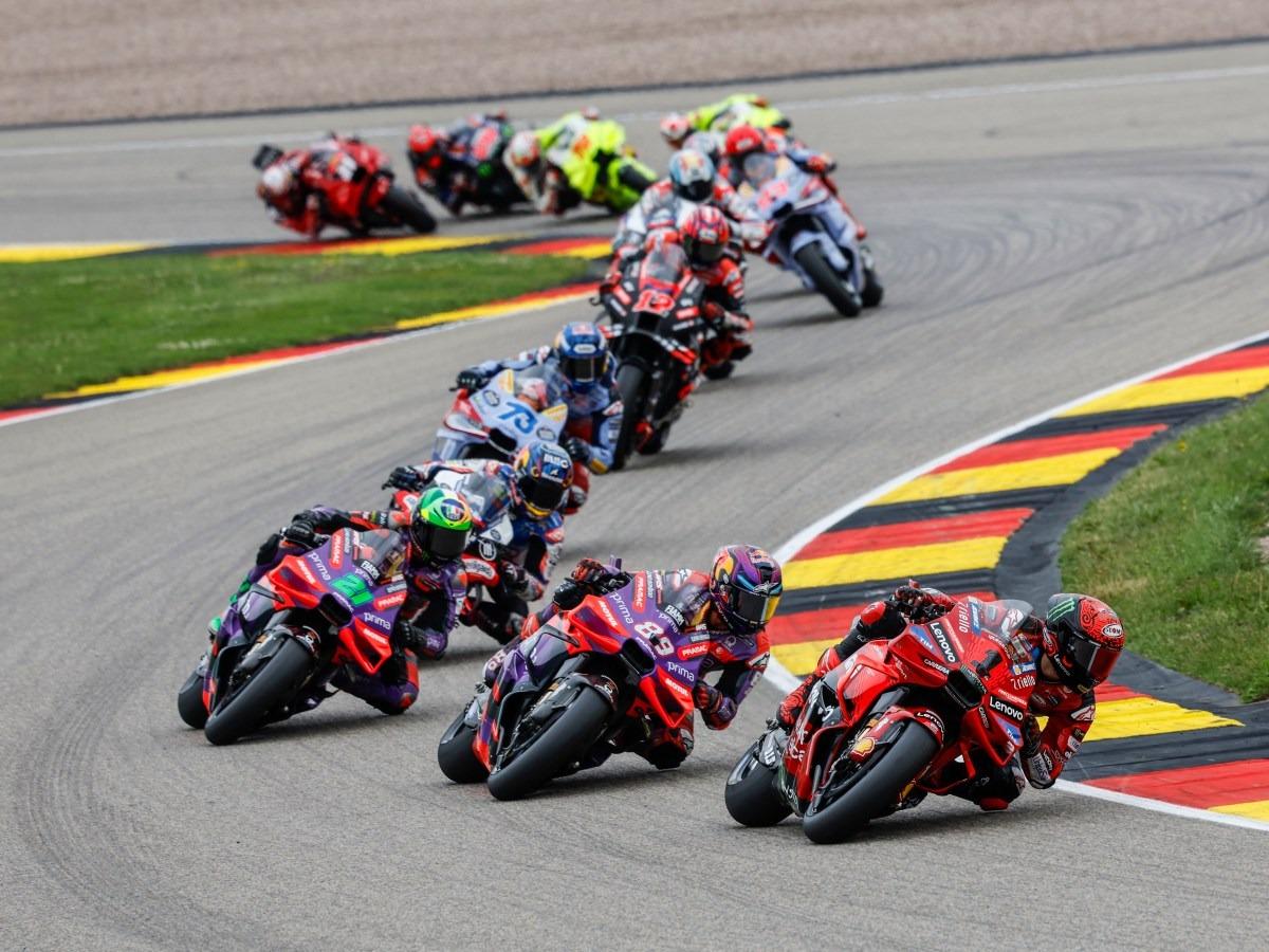 WSBK法国站，看轮胎其实比看马力更有意思。
🏍️ 聊WSBK法国站的技术，我