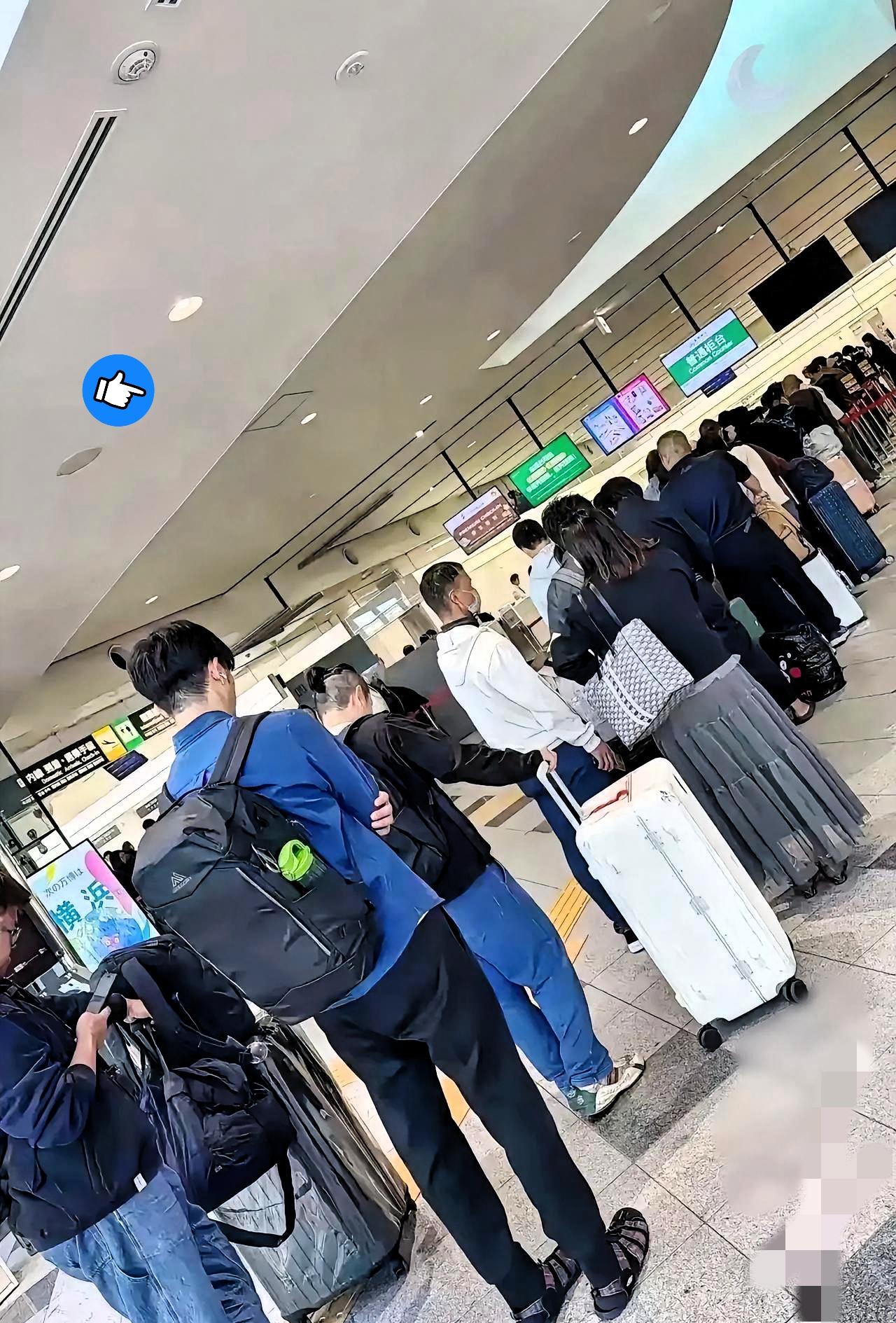 在中国的日本人，
之所以不走，
不是因为走不了，
而是压根儿就没想走。

其实常