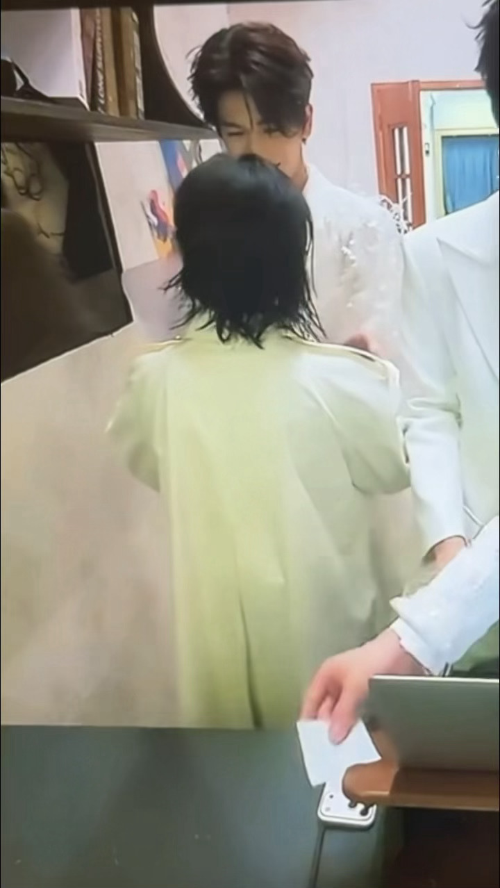 我孩子又捣啥蛋呢