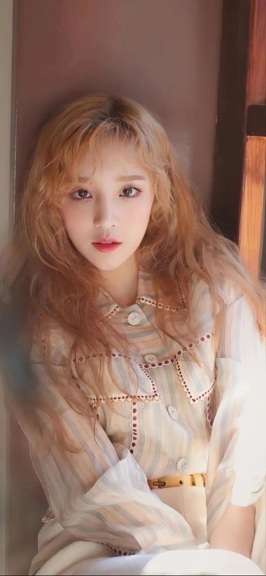 宋雨琦画的中分草莓宋雨琦画的中分草莓太有创意了！打破常规草莓的圆润形态，给草莓加