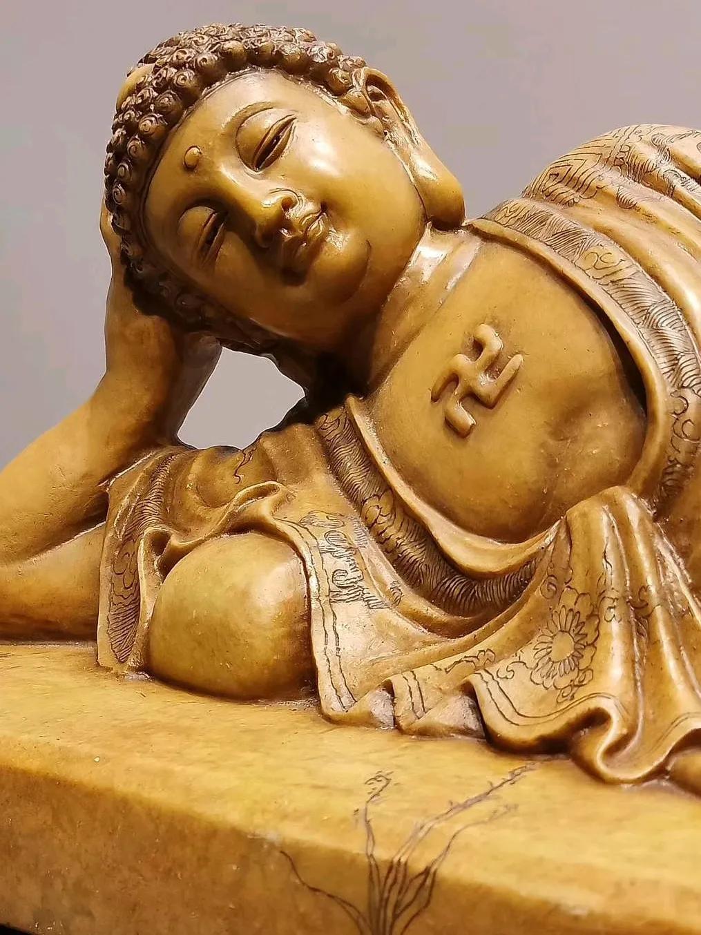 标题：如果
     如果一个整天在手机上大肆吹捧独身主义的人，他有房有车有相当