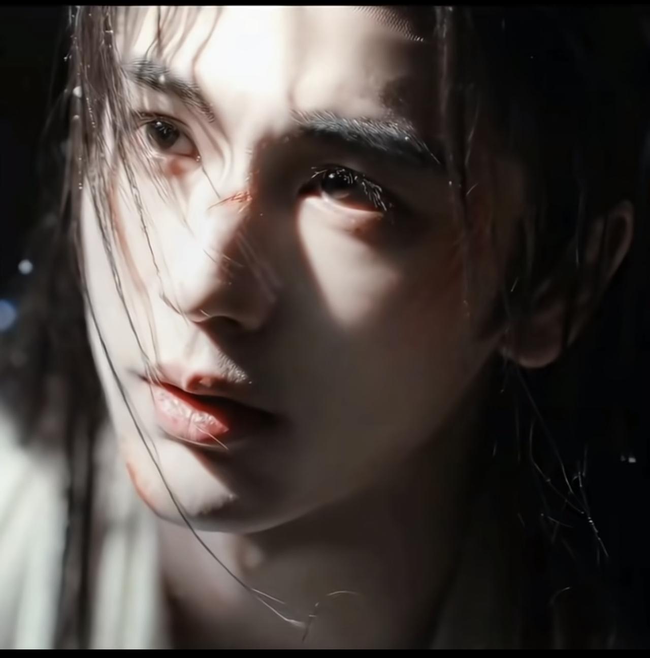 后悔买早了！追《逐玉》不用愁，多款新品即将发布

最近下班回家，雷打不动蹲首《逐