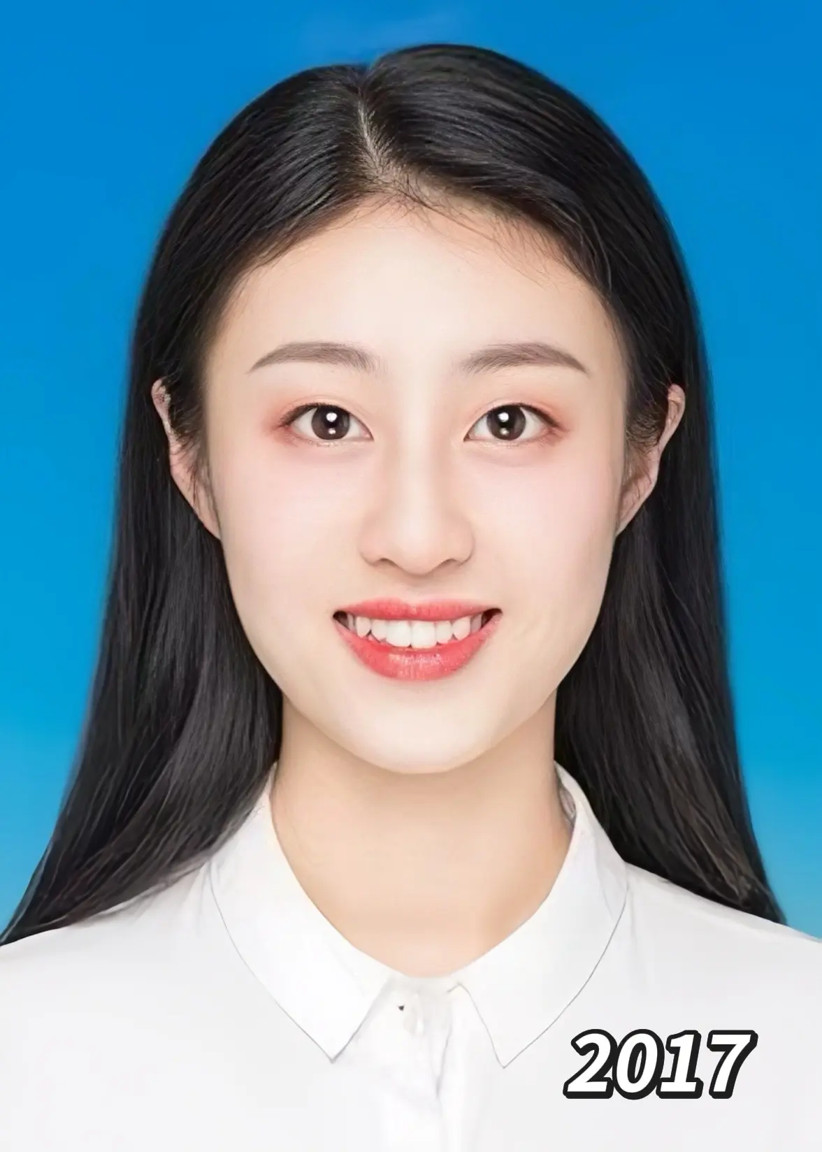 大学刚毕业🎓VS毕业九年，感觉以前的自己很陌生，她是谁？占据了我的身...
