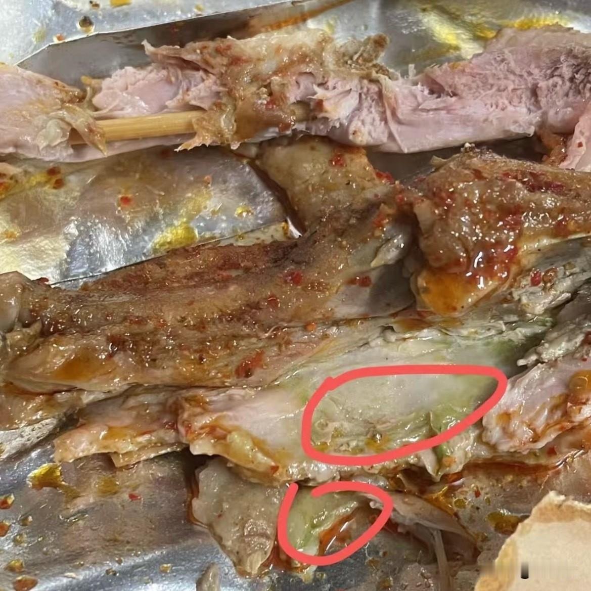 鹅腿阿姨事件：朝阳群众从未翻车！
网红摊贩“鹅腿阿姨”陈秀凤因拓展业务至北京国贸