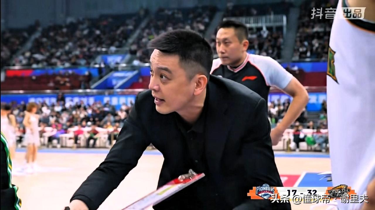 目标不变，辽宁男篮依然有冲冠实力！恭喜杨鸣，新赛季麾下两名t0级别外援，布朗开盲