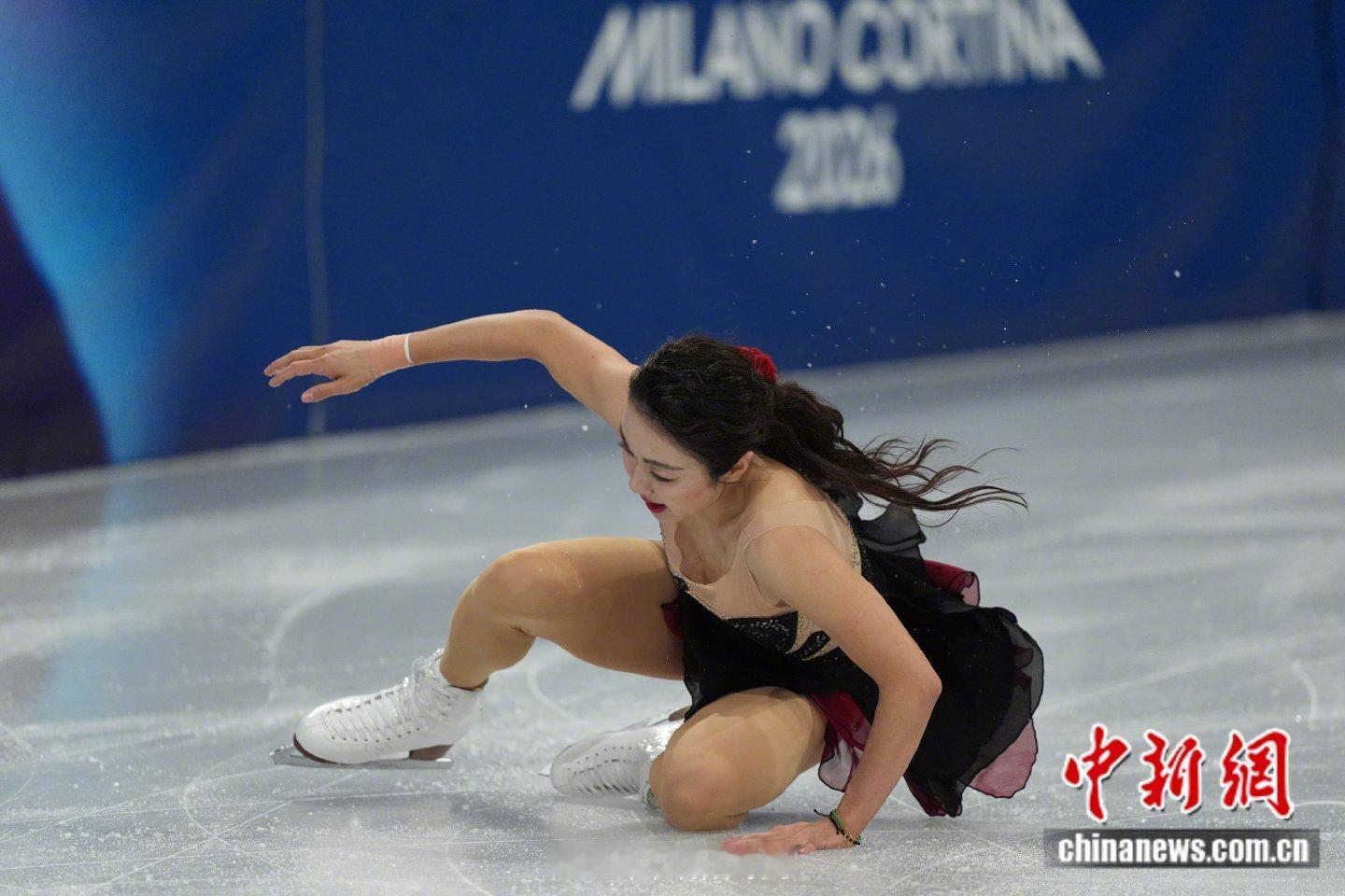 隋文静韩聪他俩这个年纪本来都可以去当教练了被召回来比赛，道啥歉啊，能在上冰滑就已