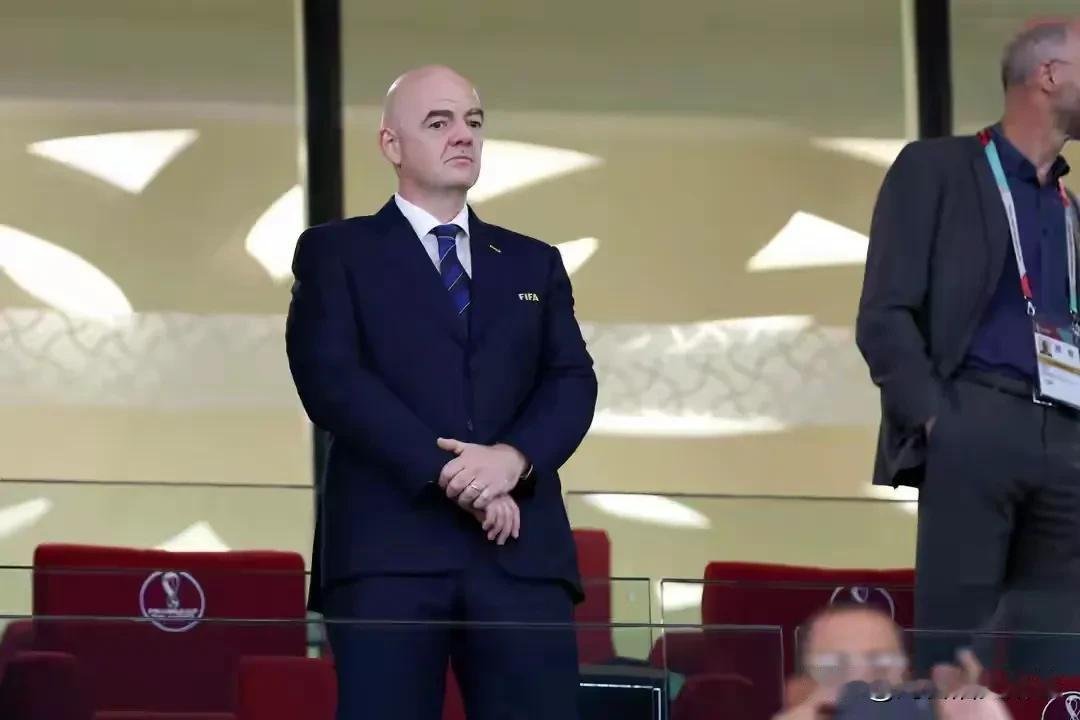 我支持因凡蒂诺允许巴洛贡参加下场比赛，我们中国人都应该支持！
这样就可以让国际足