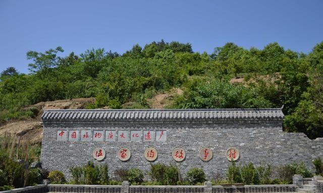 抢种子粮的刘宗敏，被张家坳村民砸成肉泥



顺治二年夏天，湖北通山县九宫山一带