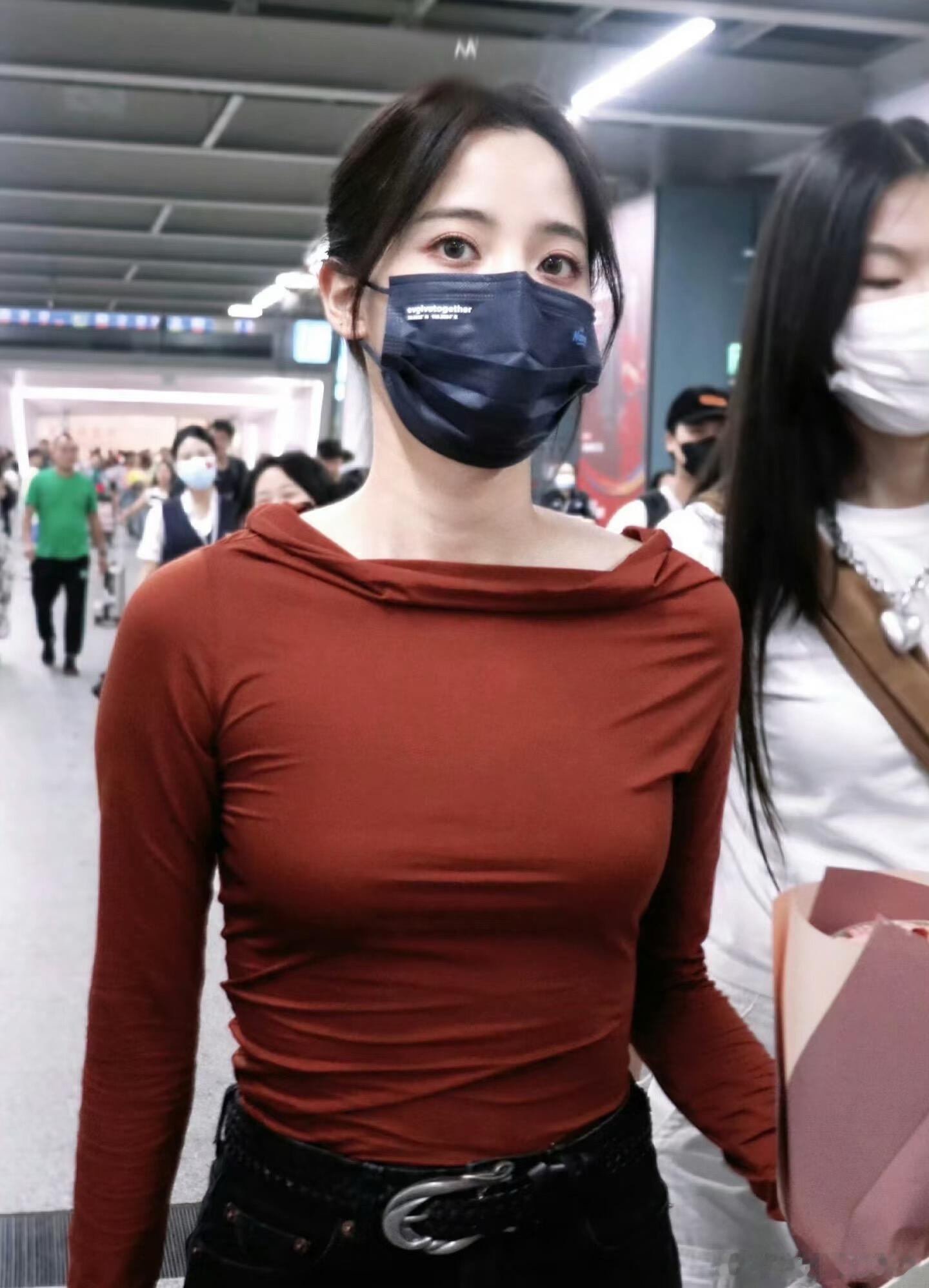 欧阳娜娜