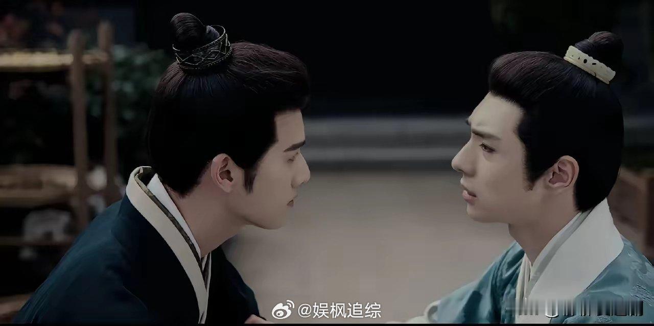 《九重紫》宋翰性格多疑，明明在自己府中，吃什么还要用猫试毒，不然宁可一直饿着不吃