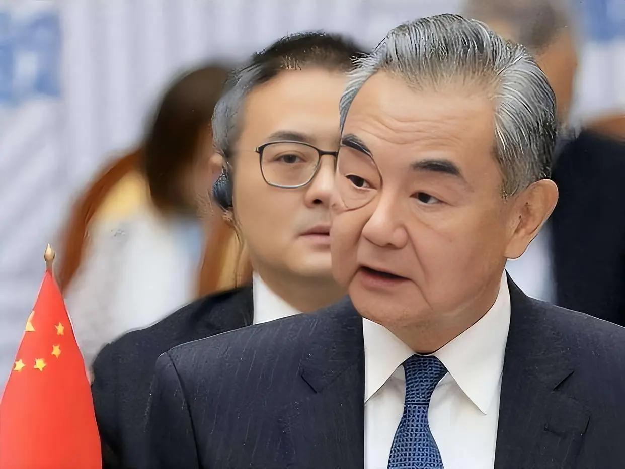 巴拿马公开喊话中国！
当地时间5月26日，巴拿马外长公开证实，本周二他将借联合国