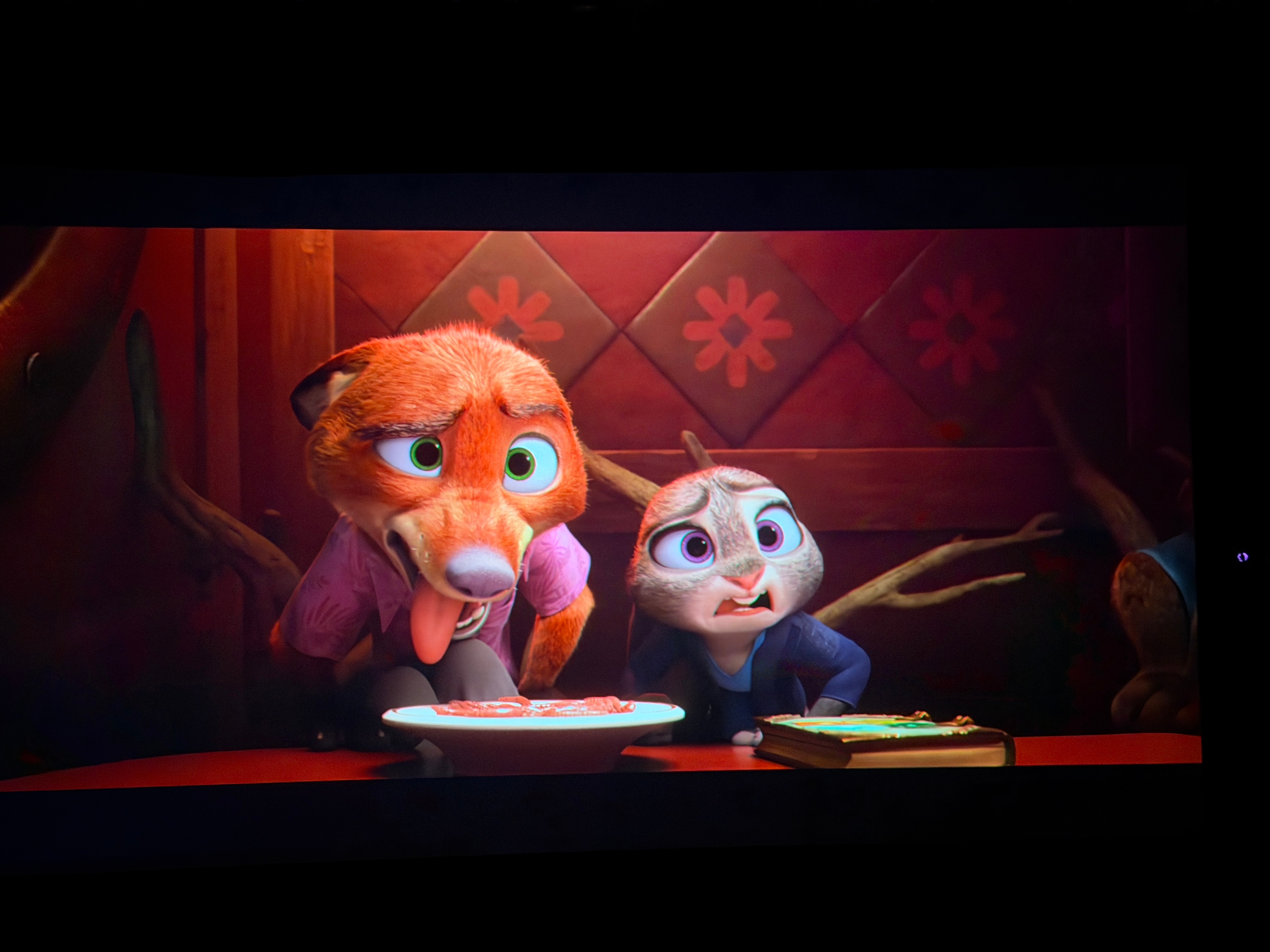 九年后的第二部还是好看的，推荐大家去看就喜欢看这种轻松搞笑温馨的动漫刚刚回家，正