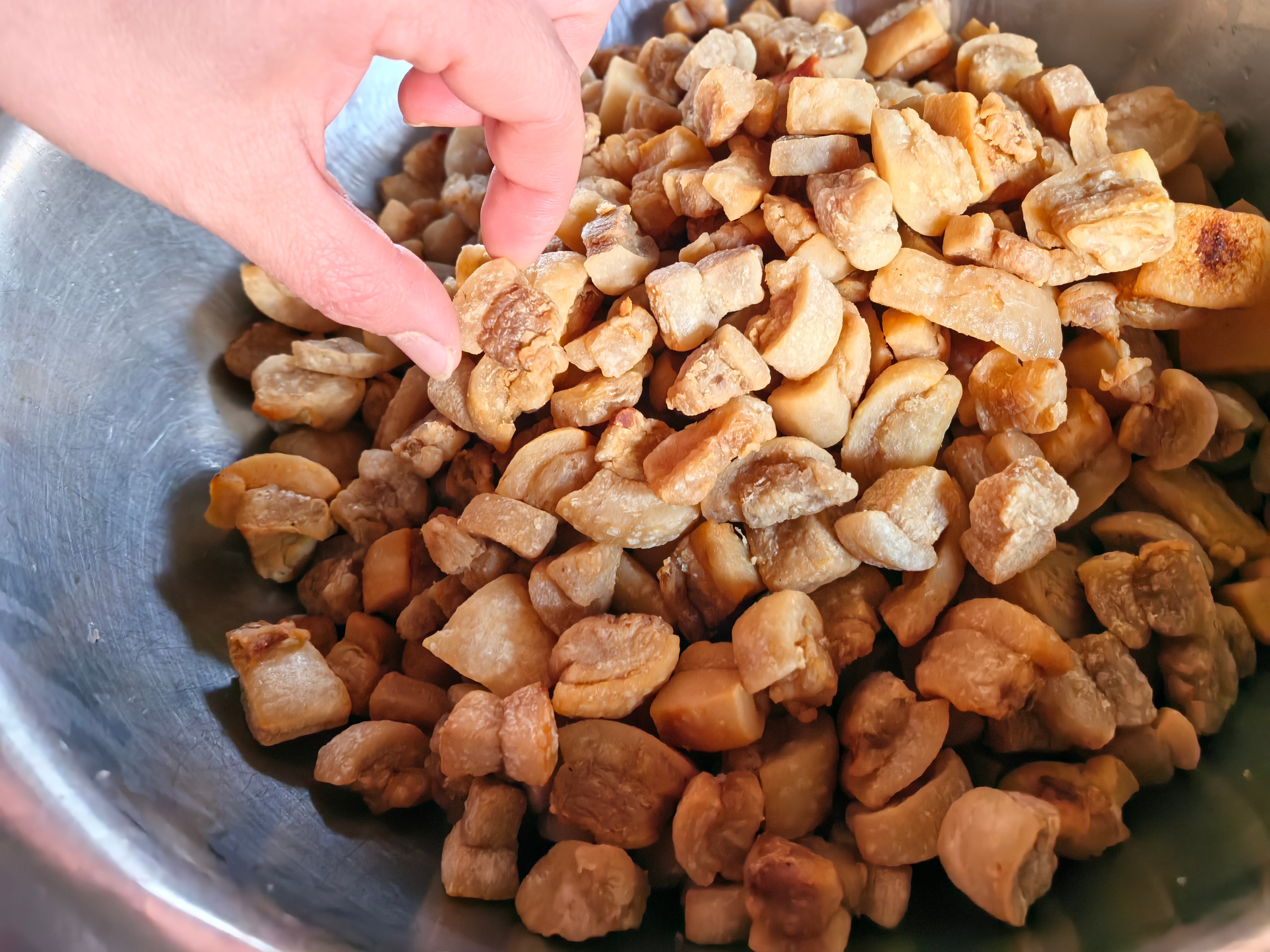 每个地方都有一道别人不理解的菜 有吃过的吗？平时少见，过年是我们老家这必备的。看