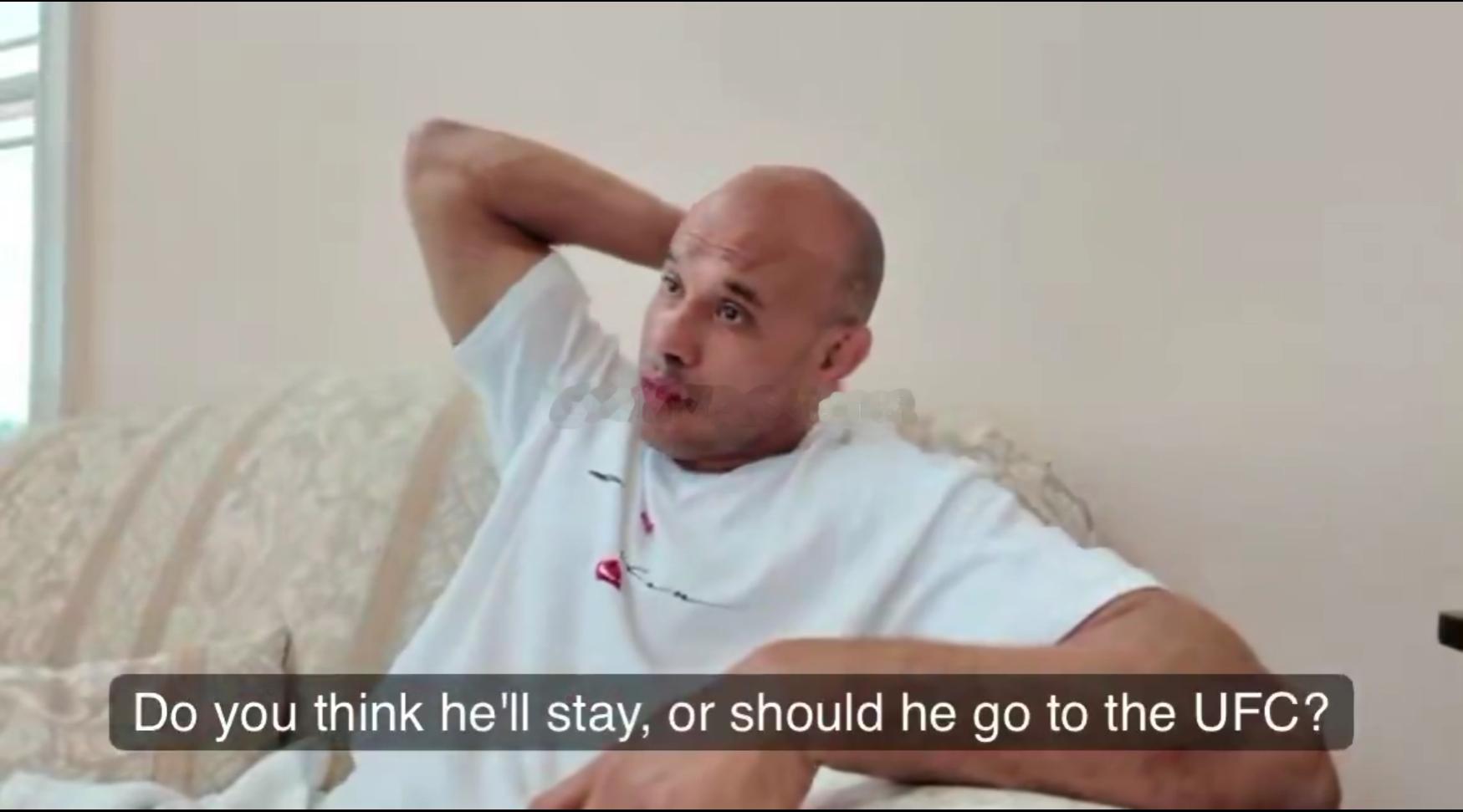“埃及佬”阿里·阿卜杜拉齐兹 (Ali Abdelaziz）表示，他还不确定“龟